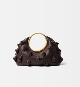 Sac demi-lune à poignée dorée